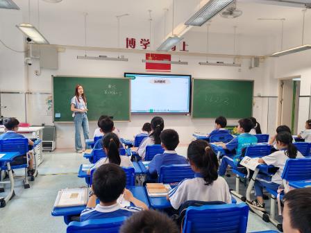 勤研磨打造新品质，齐教研迈向高质量 ——深圳市梧桐小学开展新教师研磨课暨推门听课活动