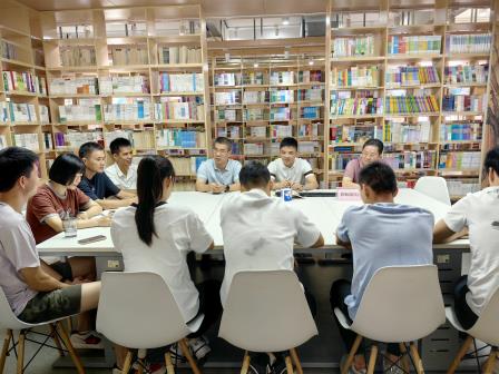 接力传责承初心  共商体育绘蓝图——深圳市向西小学新学期体育科组会议顺利召开