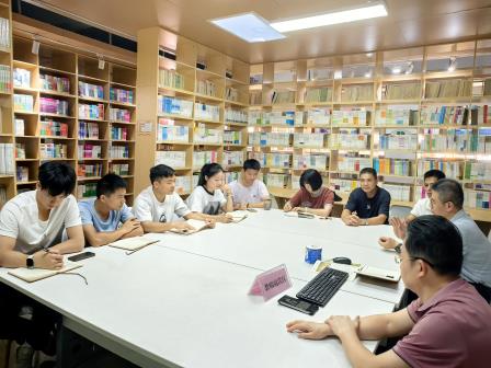 接力传责承初心  共商体育绘蓝图——深圳市向西小学新学期体育科组会议顺利召开