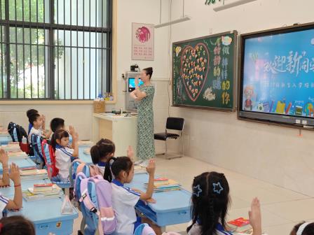 萌娃启新程！翠北实验小学2025级一年级新生培训温情落幕