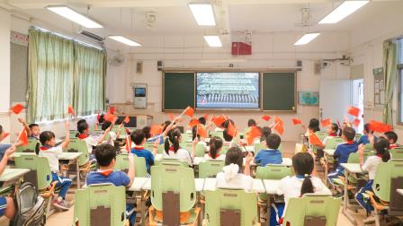 回望历史，筑梦中华——深圳市景贝小学开展阅兵式直播观看及主题实践活动