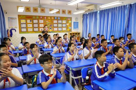 铭记历史，砥砺前行——深圳市凤光小学举行“9.3阅兵”精神传承活动