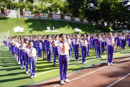 铭记历史，砥砺前行——深圳市凤光小学举行“9.3阅兵”精神传承活动