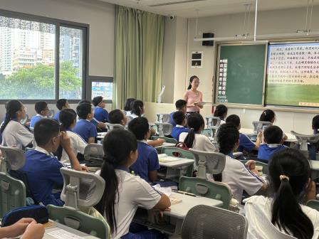 以教研为桥，开启小初衔接“无缝”新程—翠竹外国语实验学校联合翠园初级中学探索学段贯通新路径