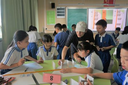以教研为桥，开启小初衔接“无缝”新程—翠竹外国语实验学校联合翠园初级中学探索学段贯通新路径