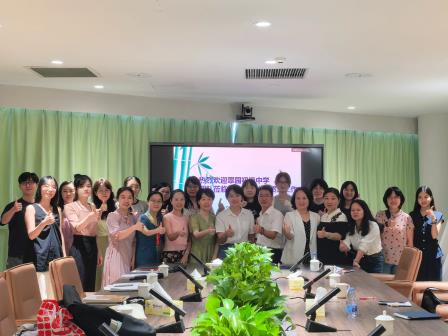 以教研为桥，开启小初衔接“无缝”新程—翠竹外国语实验学校联合翠园初级中学探索学段贯通新路径