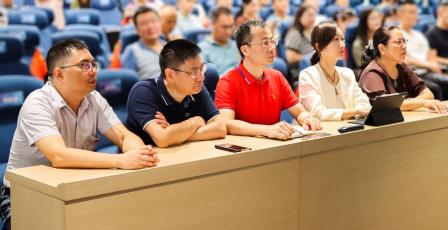 铭记抗战历史，砥砺强国之志 ——翠园文锦中学师生观看九三盛大阅兵