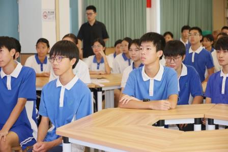 敢闯敢试 不懈奋斗——深圳市大望学校校长课堂第一讲