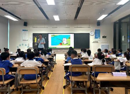 锤炼新秀，筑梦未来 ——罗湖未来学校开展新入职教师“推门听课”活动