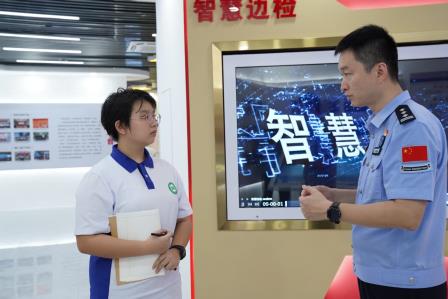 携鹏城智慧，绘隆林教育新蓝图——广西隆林各族自治县教育系统教师赴翠园文锦中学跟岗学习交流活动