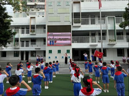 莲塘小学举行“强国复兴有我，争当新时代好少年”新队员入队仪式
