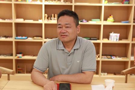 薪火承教泽，同心筑新梦 —— 布心小学召开离退休党员座谈会