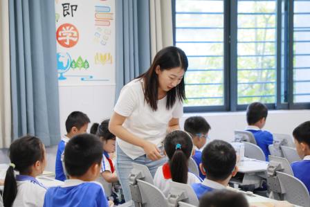 教研深入课堂，精准指导提升——罗湖区“百人听千课”活动在深圳市仙桐实验小学顺利开展