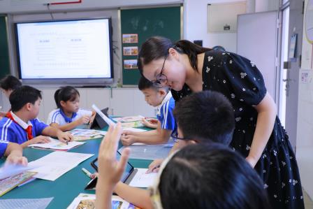 教研深入课堂，精准指导提升——罗湖区“百人听千课”活动在深圳市仙桐实验小学顺利开展