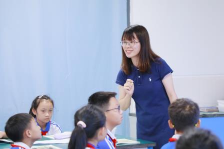 教研深入课堂，精准指导提升——罗湖区“百人听千课”活动在深圳市仙桐实验小学顺利开展