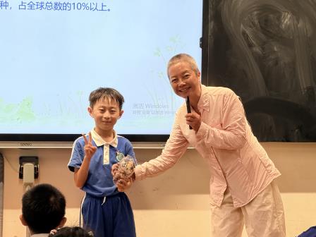 “美丽罗湖我先行”科普课堂走进罗湖未来学校，自然导师“睡莲”带学生邂逅蝴蝶之美
