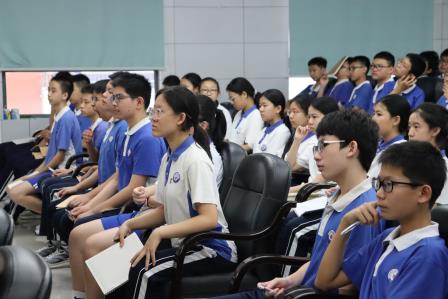 丹青绘蓝图 翰墨启新篇 ——螺岭湖贝学校举办“美术与未来”螺鸣讲坛之生涯规划讲座，点亮学子艺术之路