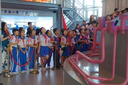 罗湖外语小学学子解锁核能密码，开启未来能源奇遇之旅