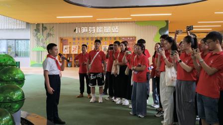 新疆喀什优秀教师代表团到访翠竹外国语实验学校 共探教育创新发展之路
