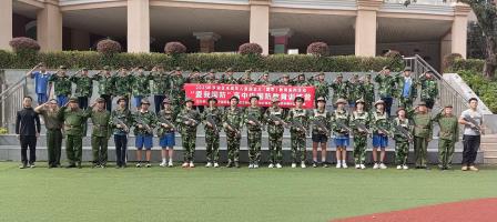 “爱我国防”|我校高一学生参加区“高中生国防教育”训练营