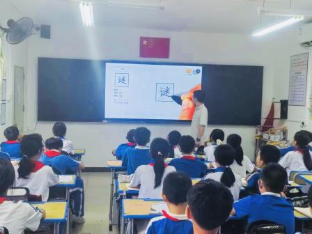 智慧赋能书法教学——景园实验小学落地妙笔书写系统，激活数字化教学新活力
