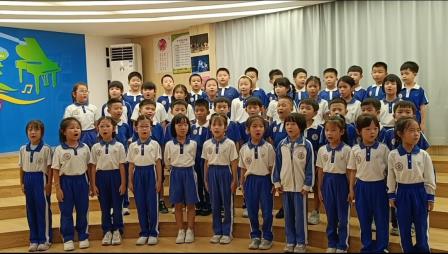 新秀小学“班班有歌声”活动成功举行：童心向党唱响校园，美育浸润落地生根