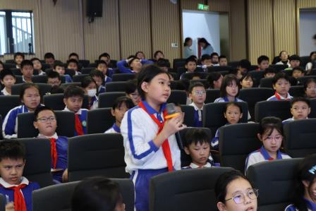 善解童真，护蕾成长   —— 深圳市泰宁小学成功举办青春期性健康教育专题讲座