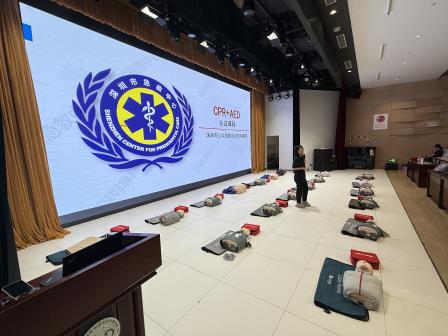 翠园东晓创新学校开展急救知识与技能培训活动