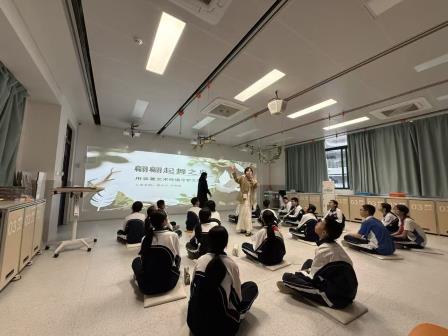 视导赋能新质课堂  拓维实践获高度肯定——2025 年 “百人听千课” 行动走进红桂中学
