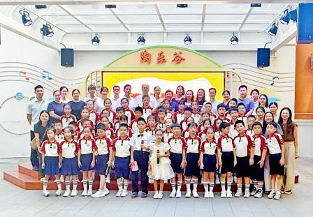 朝阳舞台绽放童彩，家校共育美育双馨——东晓小学“朝阳小舞台”构建协同育人新样态