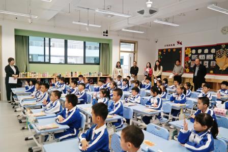 稚子展常规，习惯筑根基——东晓小学成功举办2025年秋季一年级课堂常规比赛