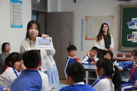 深港教育携手探AI 智慧教研共创未来—— 罗湖区 2025 年粤港澳姊妹学校交流研讨活动
