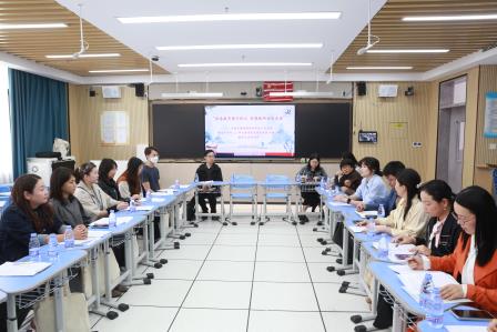 深港教育携手探AI 智慧教研共创未来—— 罗湖区 2025 年粤港澳姊妹学校交流研讨活动