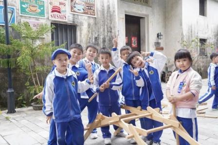  深圳市怡景小学举行1-3年级社会实践活动