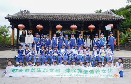  深圳市怡景小学举行1-3年级社会实践活动