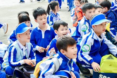 红岭小学·开心课程｜走出校门探世界，深度体验爱中华