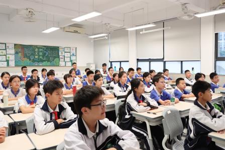 筑牢法治防线，守护青春同行 ——翠园文锦中学开展校园防欺凌安全教育知识宣讲