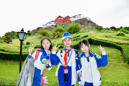 红岭小学·开心课程｜走出校门探世界，深度体验爱中华