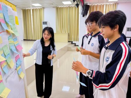 深汕同心促均衡，德育帮扶共成长 ——深圳市翠园文锦中学赴陆丰市碣石中学开展教育帮扶交流活动