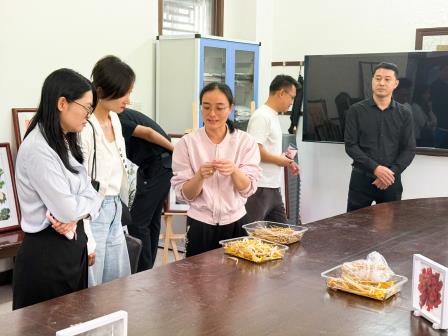深汕同心促均衡，德育帮扶共成长 ——深圳市翠园文锦中学赴陆丰市碣石中学开展教育帮扶交流活动