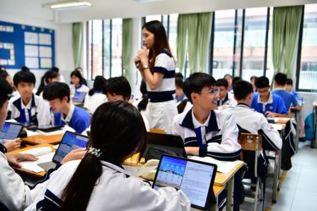 百人听千课杏坛点墨绘新质 三阶跃九重松泉含章启未来--罗湖区教科院“百人听千课”走进深圳市松泉实验学校