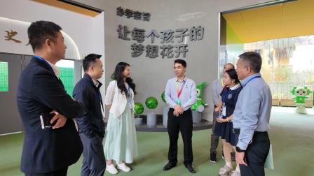 东莞教育考察团赴翠竹外国语实验学校—— 共探教育特色发展之路