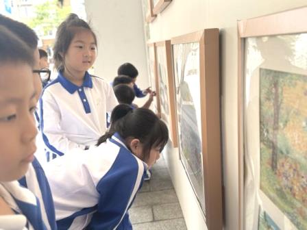 笔尖绘童真，墨香润童心——深圳市北斗小学十月美育展