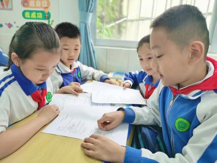 情境赋能 思维启航 ——景园实验小学数学科组开展创新实践研磨课活动