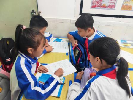 情境赋能 思维启航 ——景园实验小学数学科组开展创新实践研磨课活动