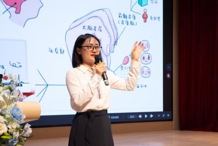 竹梦扬帆乘风起 同心携手育英才——深圳市翠竹外国语实验学校召开2025年秋季家长会