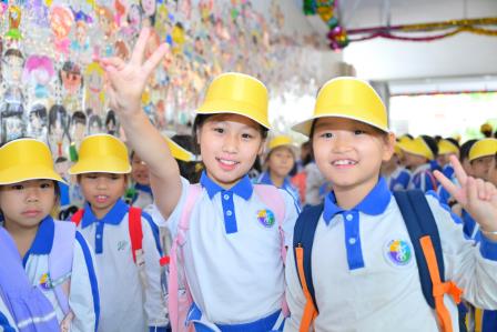 畅游魔法世界，探索科技奥秘 ——深圳市东昌小学开展2025年秋季社会实践活动