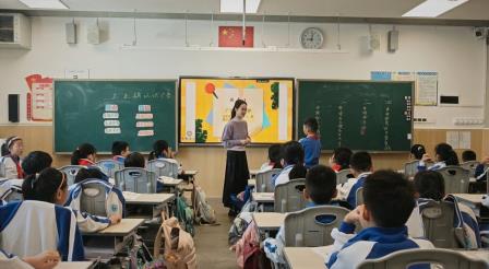 罗湖外语小学高质量完成罗湖区“百人听千课”教学视导活动
