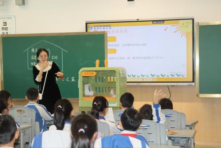 罗湖外语小学高质量完成罗湖区“百人听千课”教学视导活动