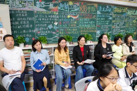 深耕课堂探新质 视导赋能促发展 ——罗湖外语实验学校迎区“百人听千课”活动